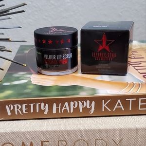 π€π Jeffree Star Velour Lip Scrub ππ€